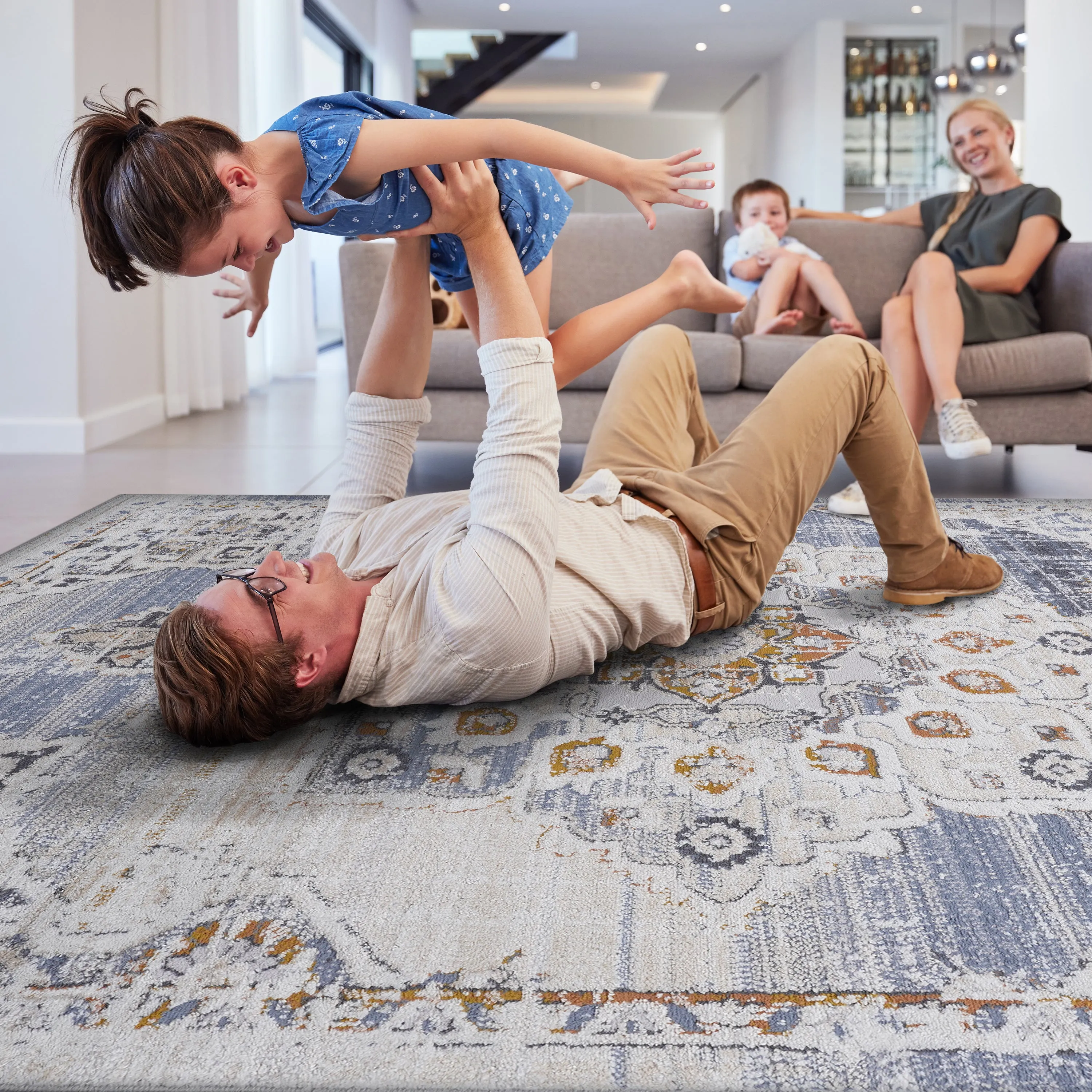 8X10 Cream/Gold /Medallion Non-Shedding Living Room Bedroom Dining Home Office Stylish and Stain Resistant Area Rug