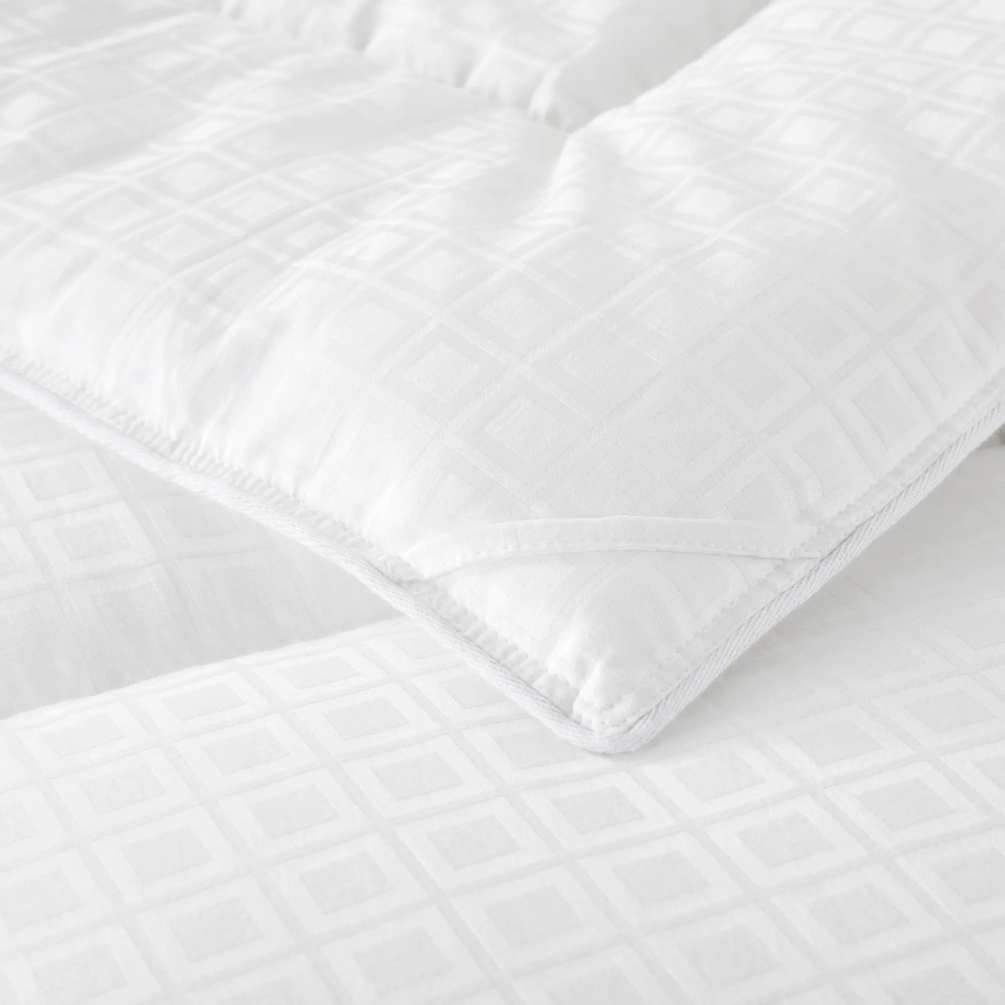 All Seasons Dobby Square Down Alternative Comforter