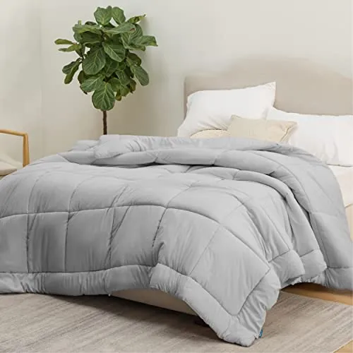 Bedsure Duvet Insert Queen Comforter Light Grey - All Season Quilted Down Alternative Comforter for Queen Bed, 300GSM Mashine Washable Microfiber Bedding Comforter with Corner Tabs