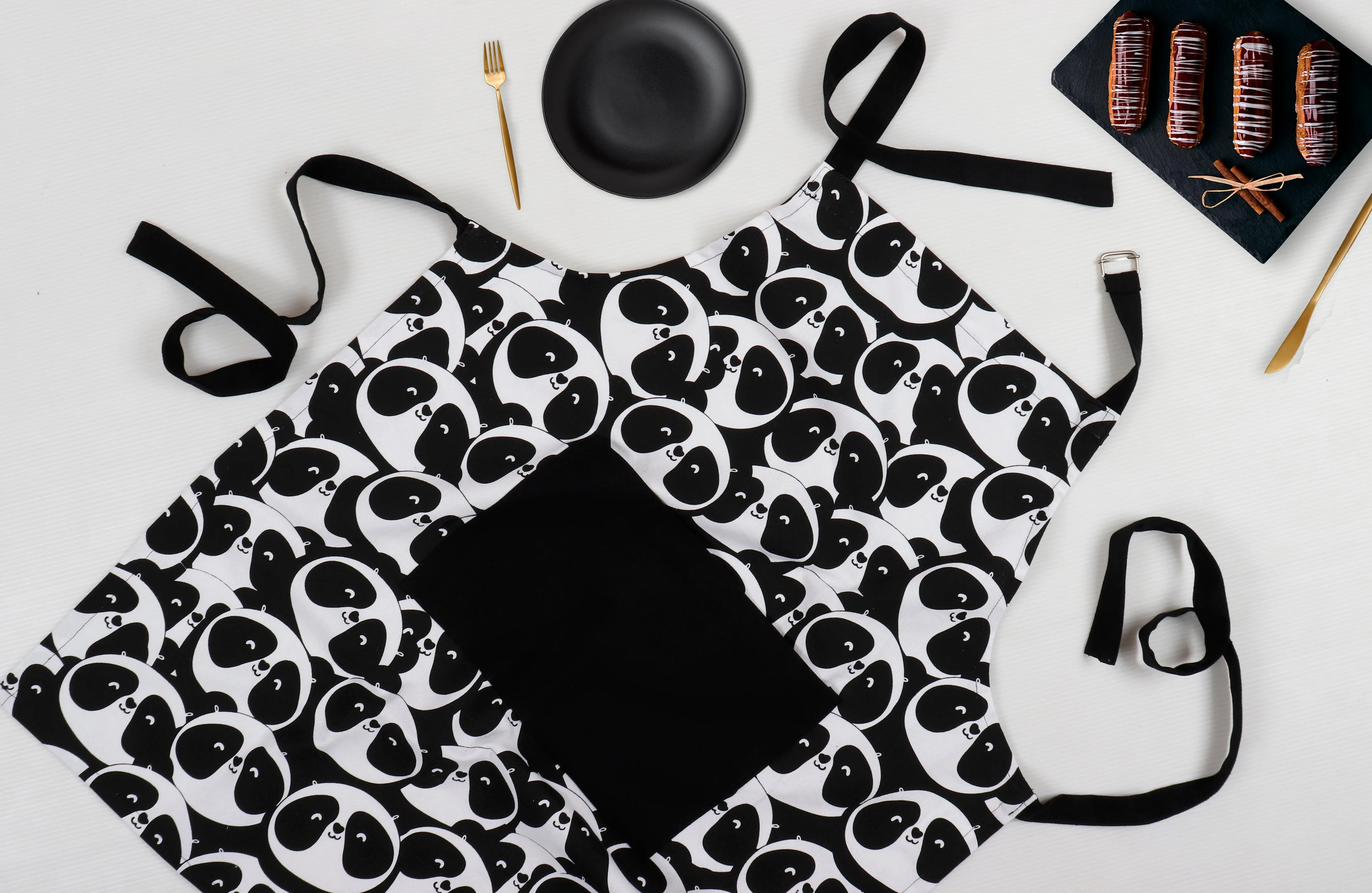 Cotton Black Panda Free Size Apron Pack of 1