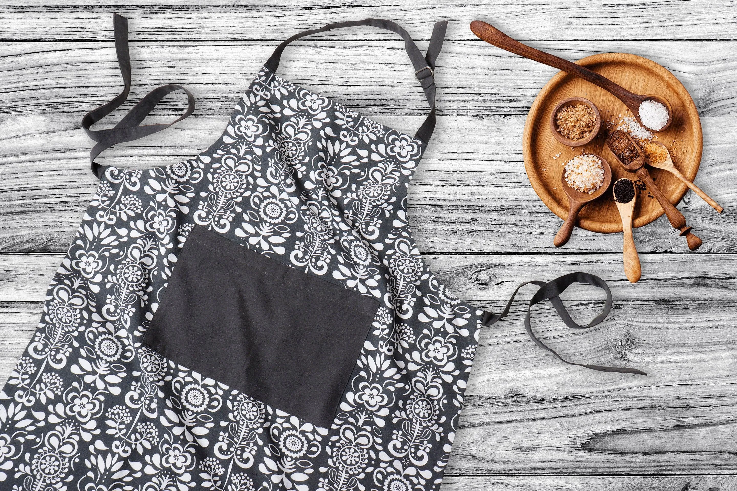 Cotton Grey Damask With Solid Pocket Free Size Apron Pack Of 1