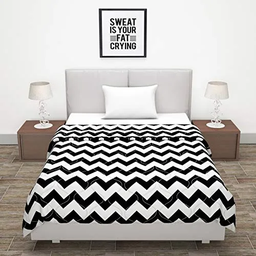 Divine Casa 110 GSM Microfiber Summer Single Size Reversible Printed Comforter for AC Room & Mild Winter (Zig Zag, White and Black)