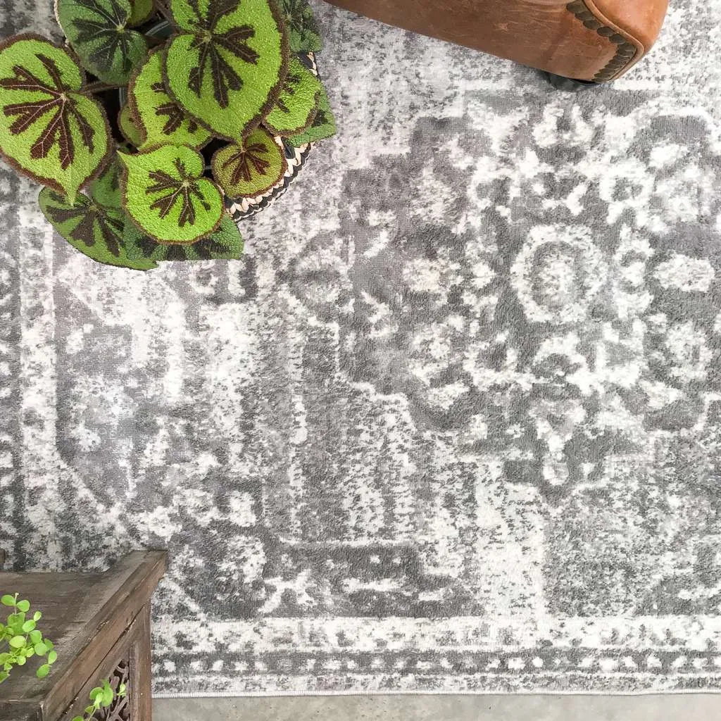 Faded Distressed Grey Oriental Pattern Rug - Demelza