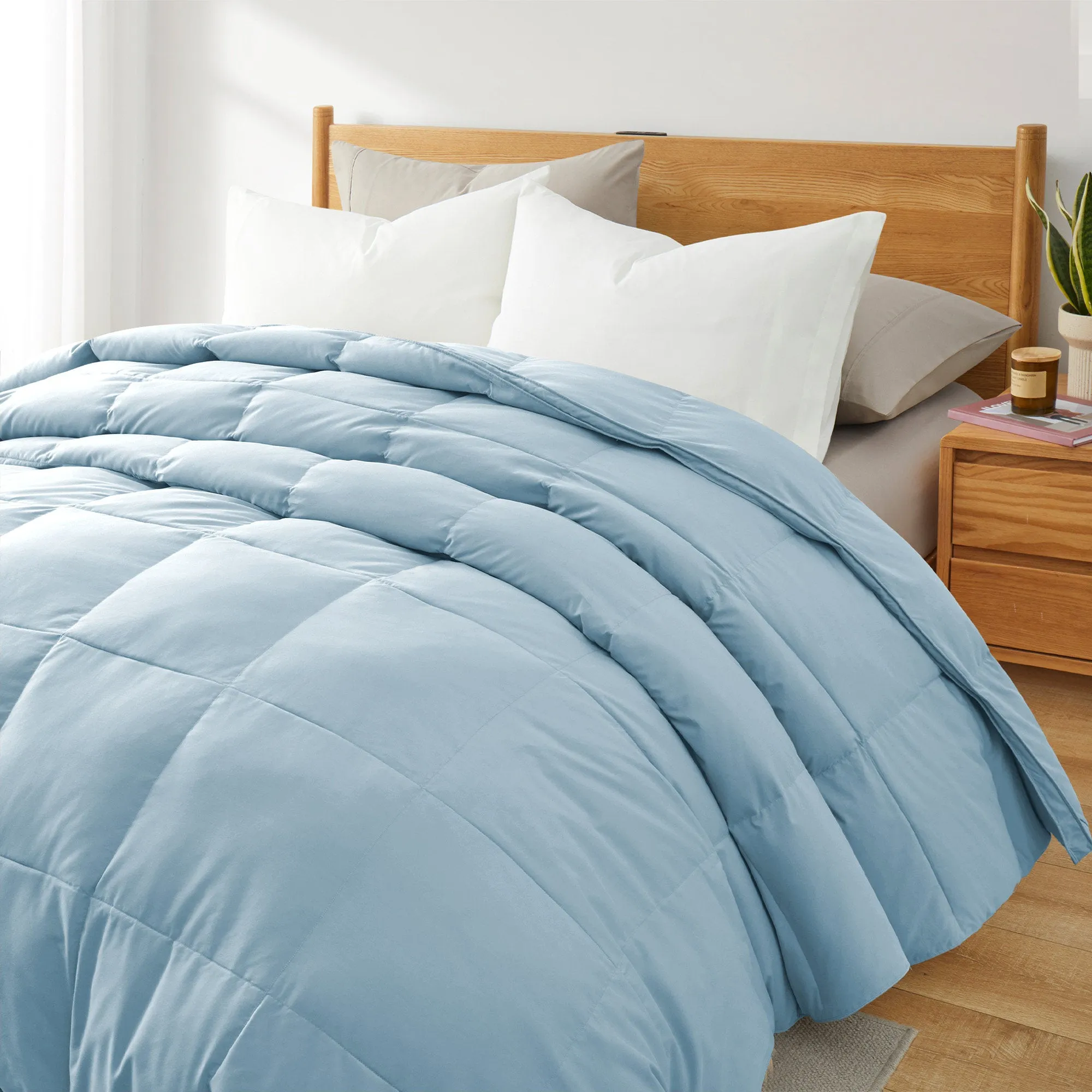 Puredown Feather and Down Comforter