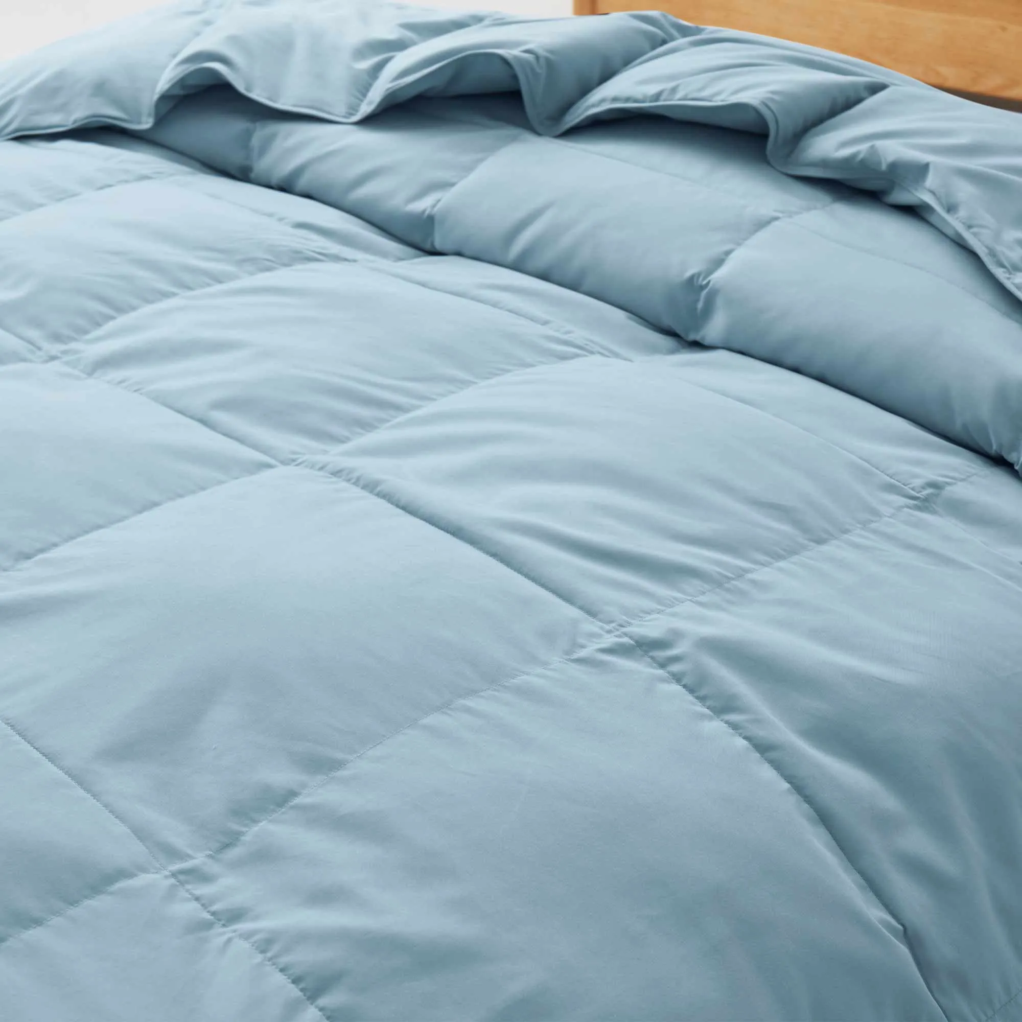 Puredown Feather and Down Comforter