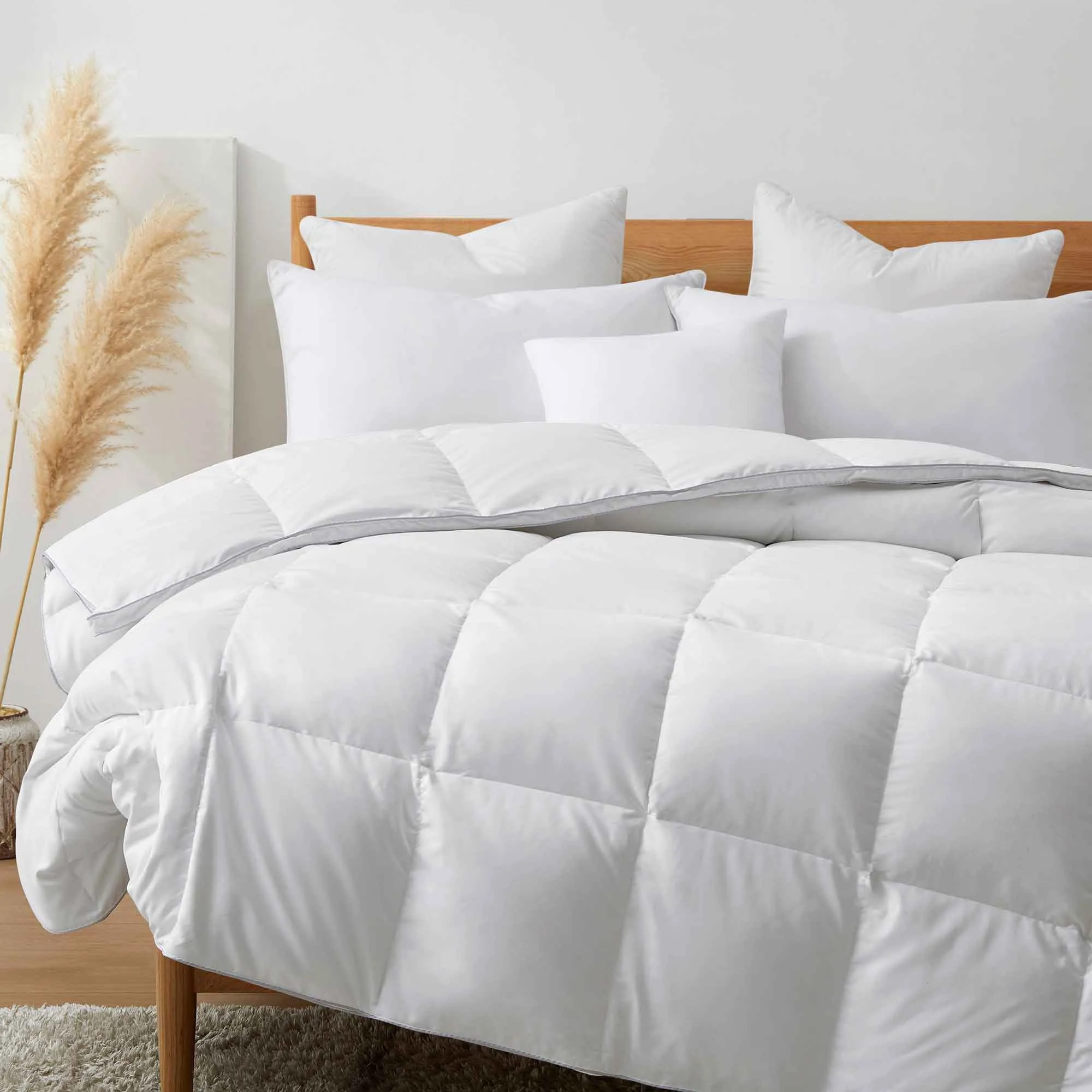 Puredown Feather and Down Comforter