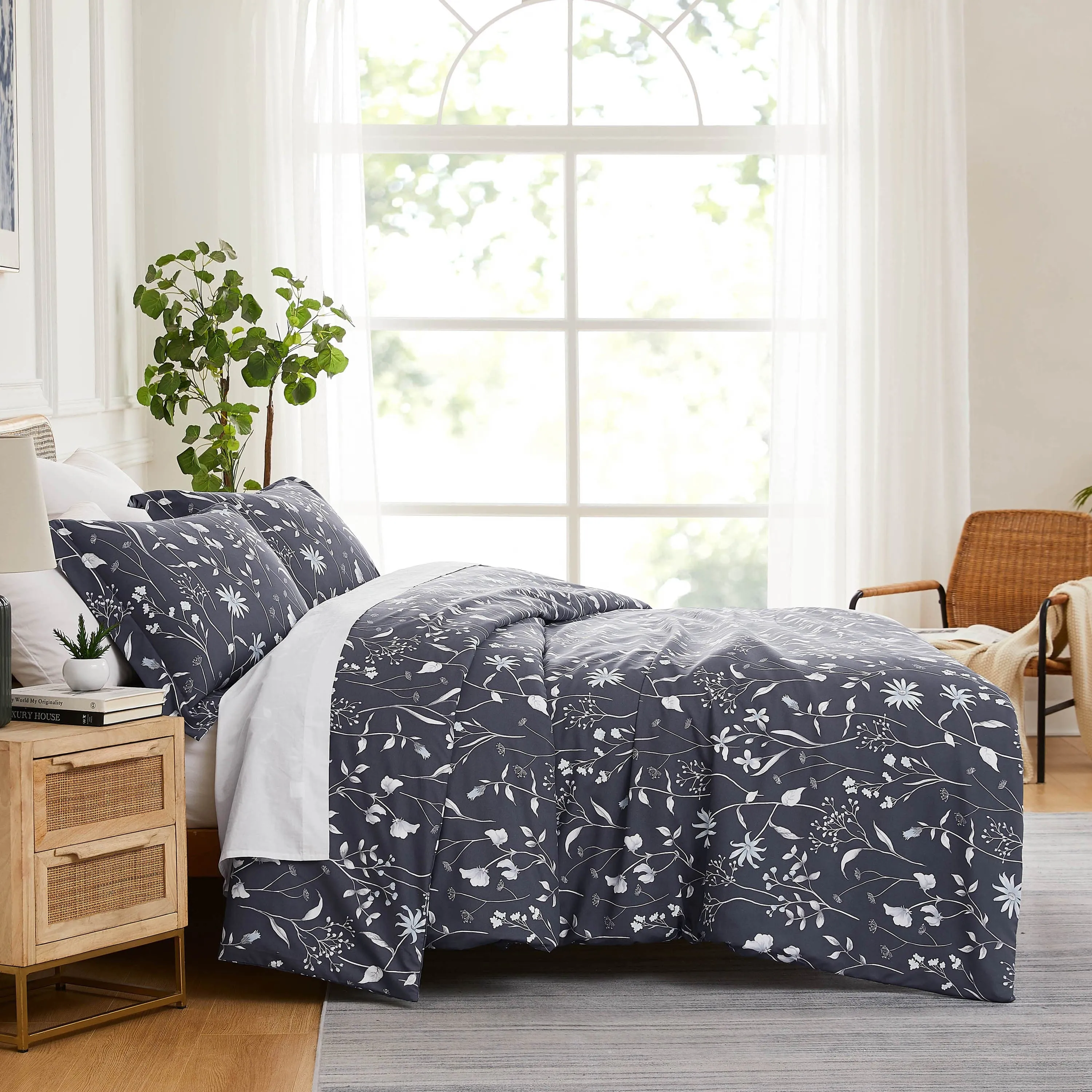 Secret Meadow Comforter Set