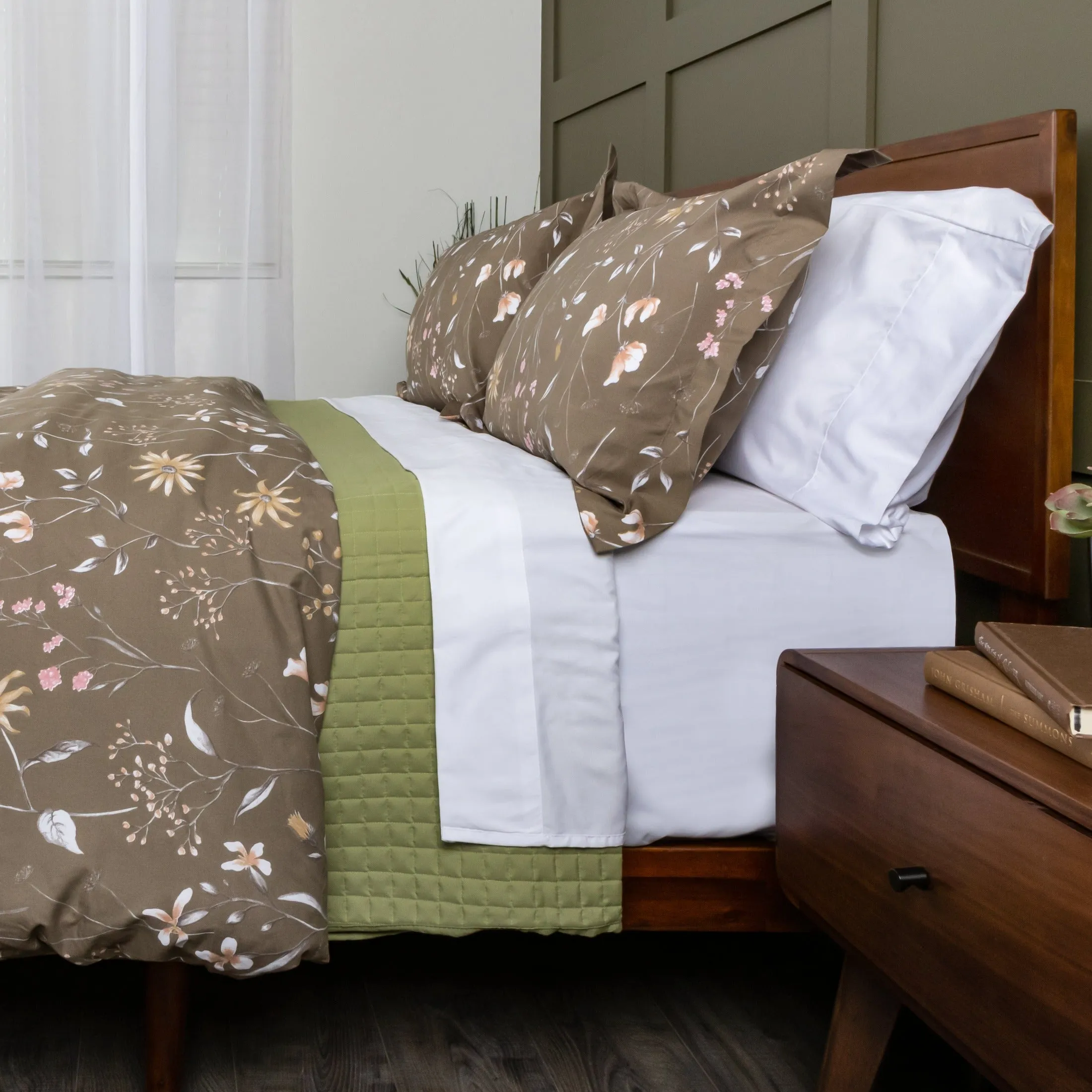 Secret Meadow Comforter Set