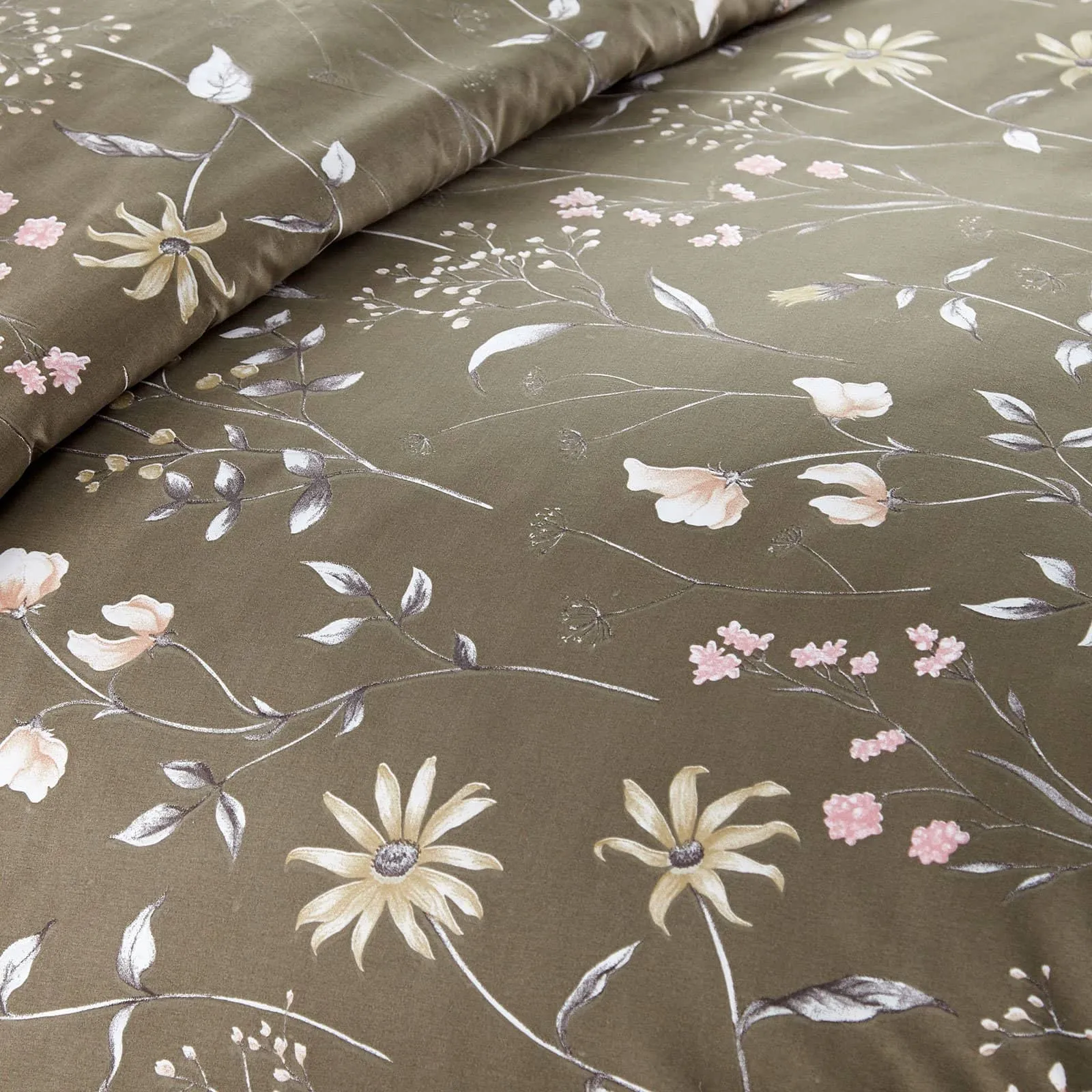 Secret Meadow Comforter Set