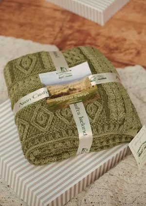 Two Tone Aran Plated Throw | Green