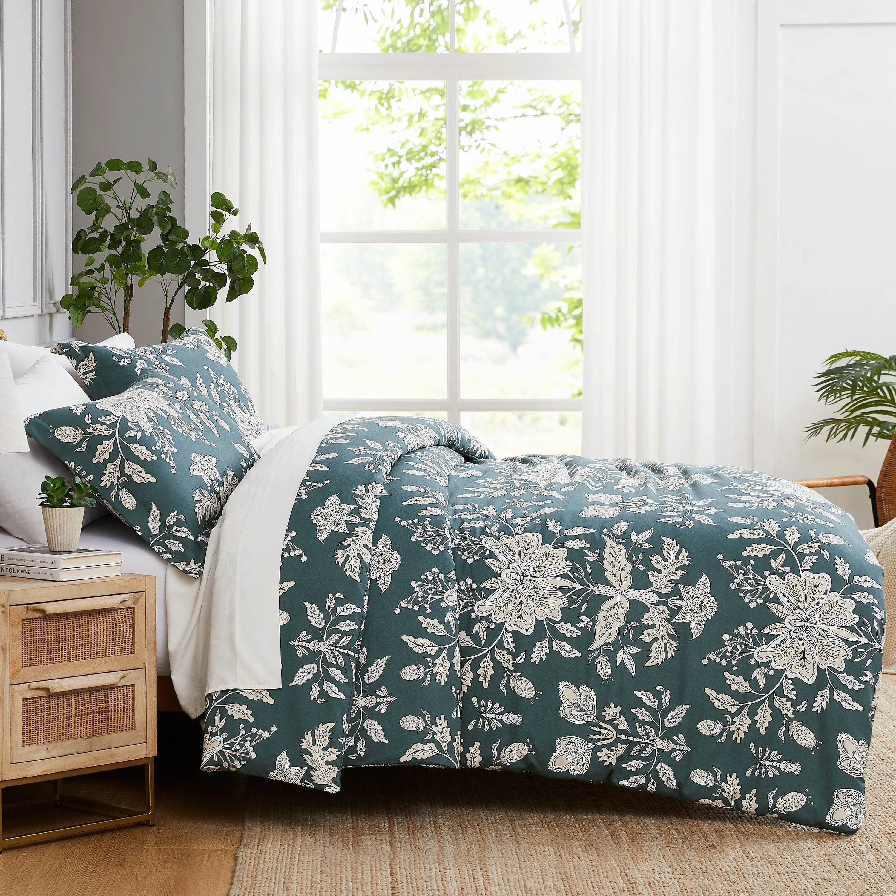 Vintage Garden Comforter Set