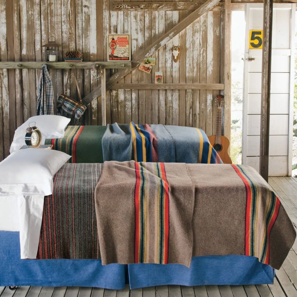 Yakima Camp Blanket<br>Green Heather